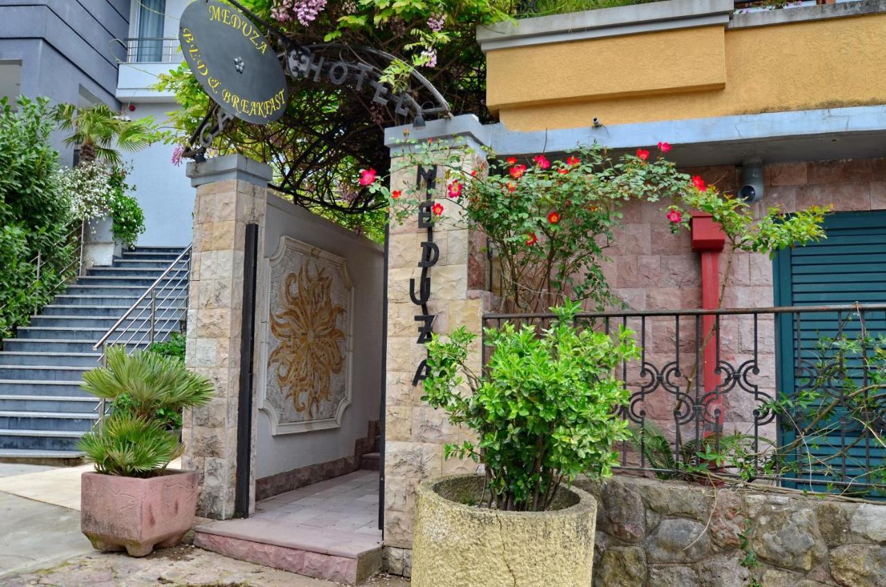 Hotel Meduza Bečići Eksteriør billede